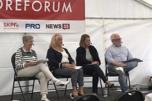 Berit Bölander, SKPF Pensionärerna, Katarina Brännström (M), Malin Quick Oljelund, SKL, och Peter Sandberg, SKPF Pensionärerna.