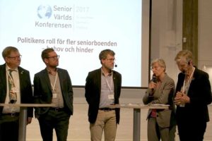 Berit Bölander (tvåa från höger) var en av paneldeltagarna på temat "Politikens roll för fler seniorboenden".