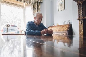 Ensamhet ökar risk för depression.